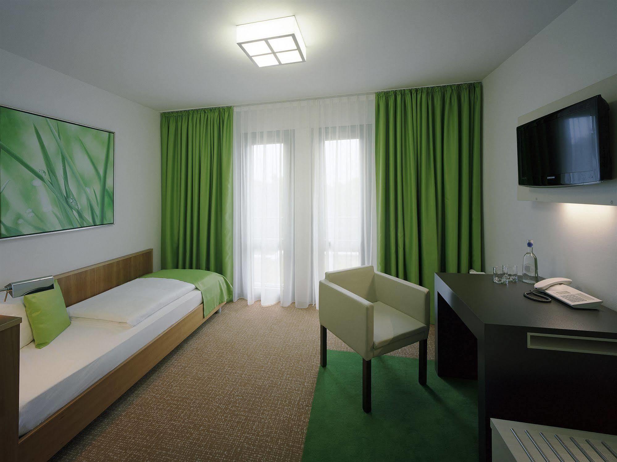 Akademiehotel 3*